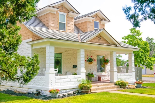 A sunny Wichita home with a freshly painted exterior, showing how sunlight can affect paint over time without proper protection.