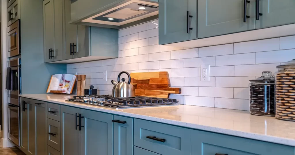 Kitchen Cabinet Refinishing Tips